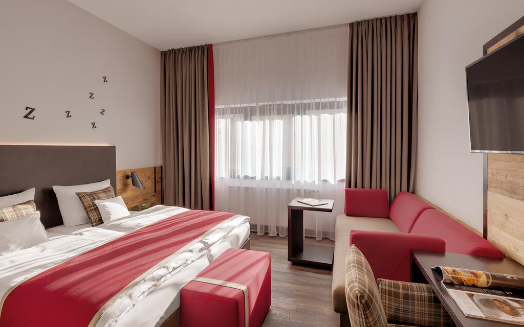 Hotel Traumschmiede Unterneukirchen